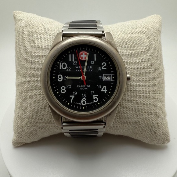 Vintage Wenger S.A.K. Design 0605 Men's Watch Swiss Made Quartz Black Dial 50M - Picture 1 of 6